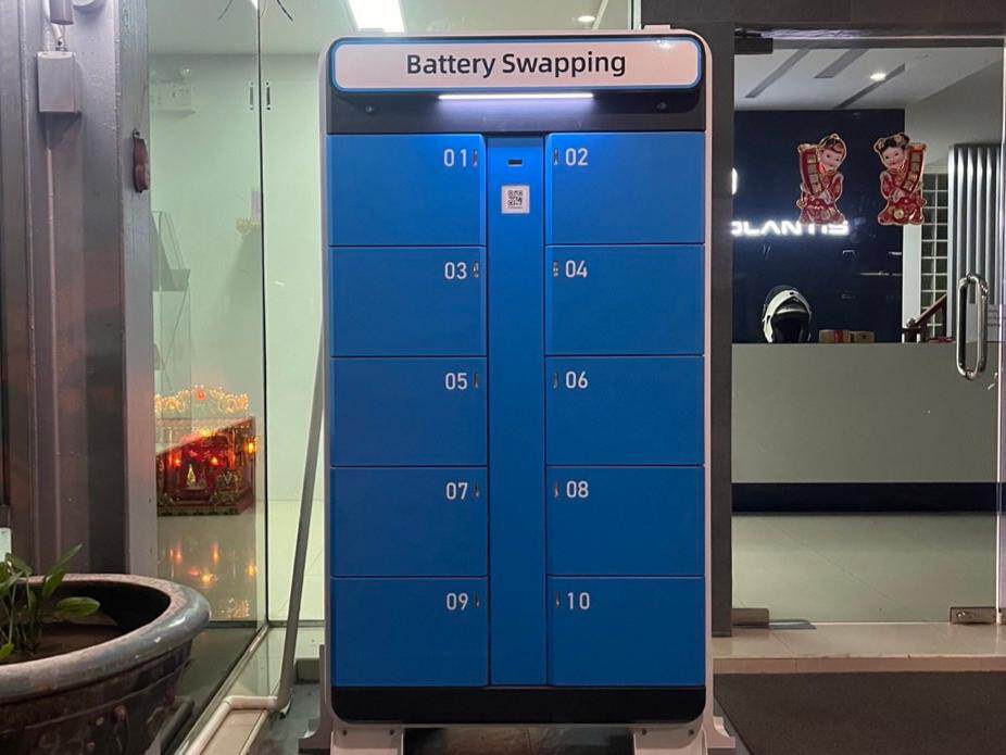 Indoor Battery Swap Cabinet Setup
